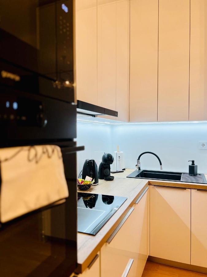 The Downtown Pearl Apartment Zagreb Bagian luar foto